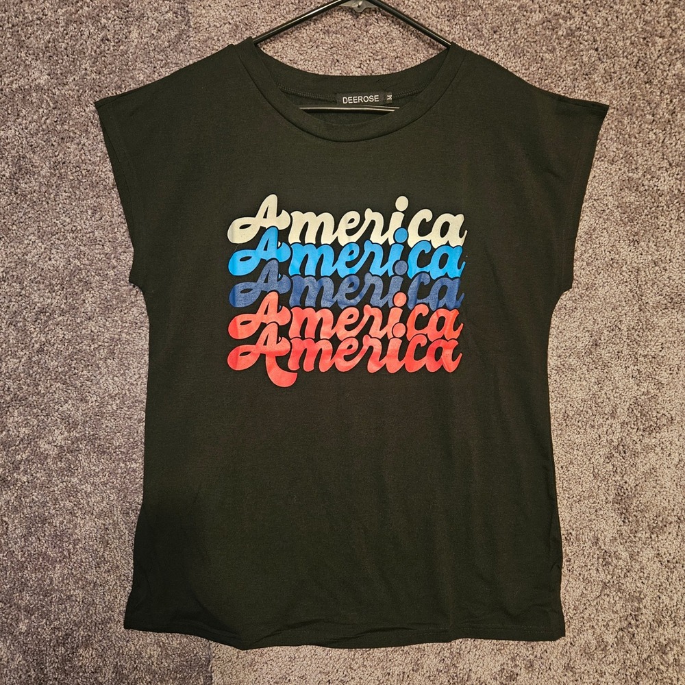 DEEROSE Womens America Graphic T-Shirt Black Red White Blue Patriotic Size M